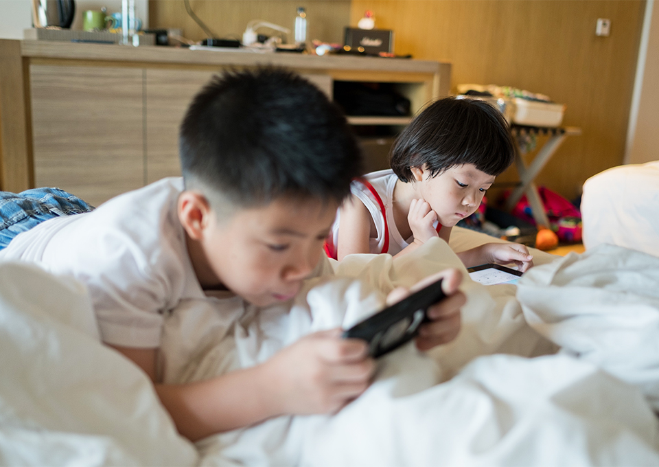 스마트폰중독, 스마트폰중독테스트, 디지털디톡스, 스마트폰과의존