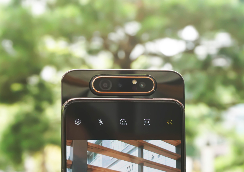 T다이렉트샵, SKT, 갤럭시A80