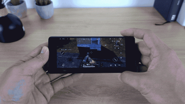 galaxy_Z_Fold2_GIF_2