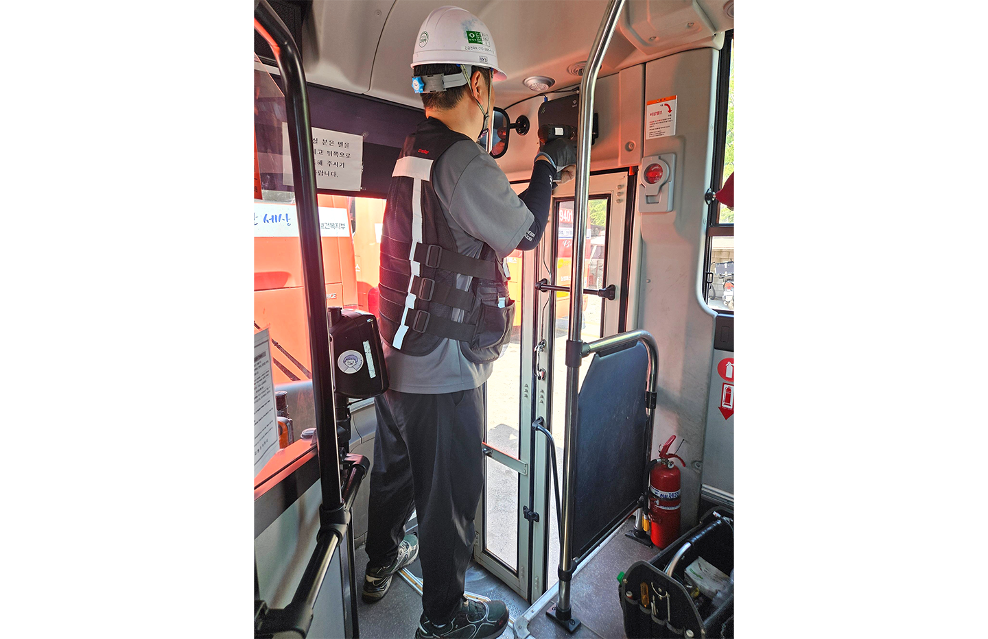 SKT 시내버스 와이파이 7 시범 적용 다운로드 속도 평균 1.5배 이상 개선