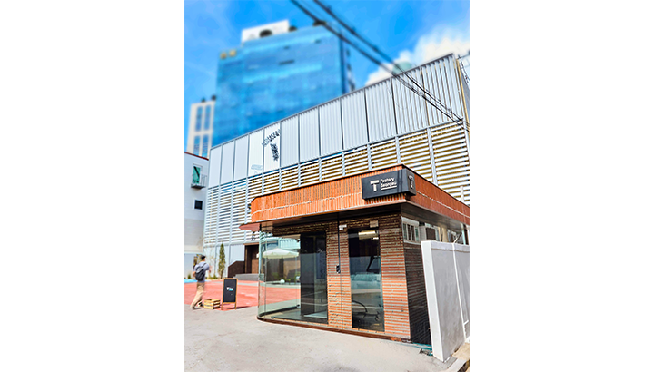 SKT Z세대와 소통하는 플래그십 스토어 T팩토리 성수 오픈_mo