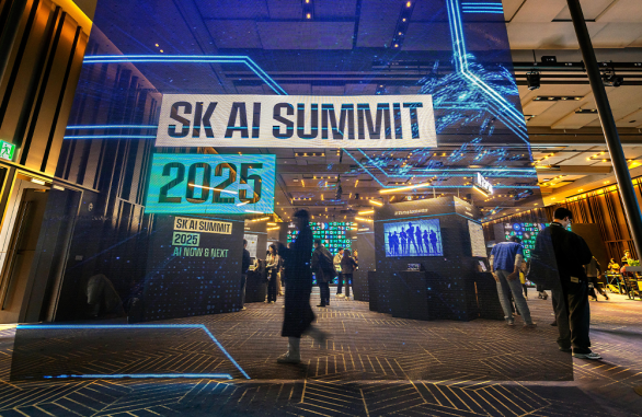 SK AI Summit 2025 현장스케치 - AI 현재를 진단하고 미래를 조망하다
